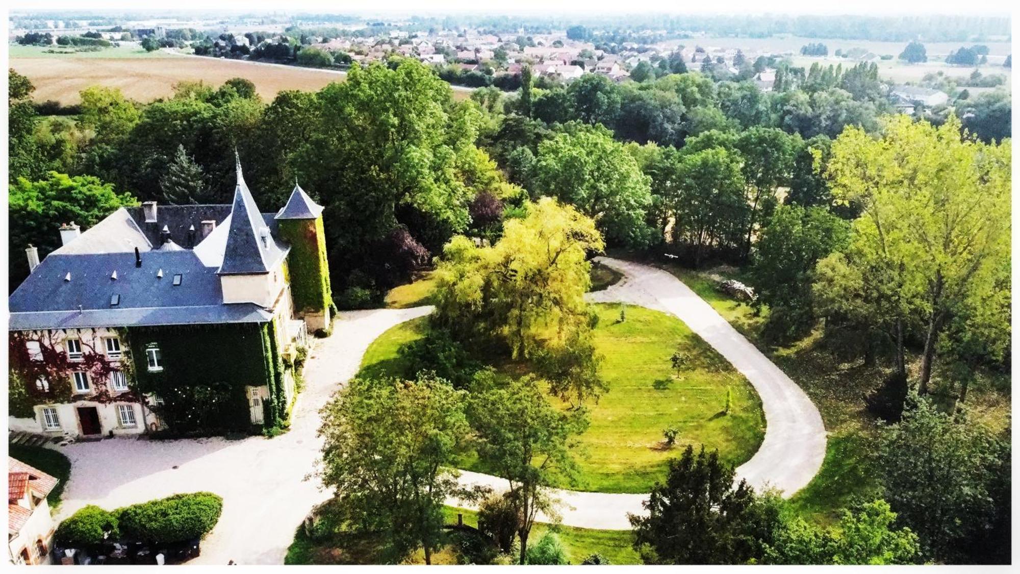 Chateau De Logne Ay-sur-Moselle Exterior photo